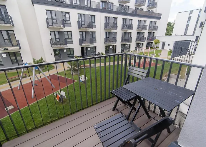 Modern Apartment Next To Ozas Park By Urban Rent